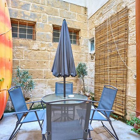 12 -16 , Pacifiku Scicluna Birgu Exterior photo