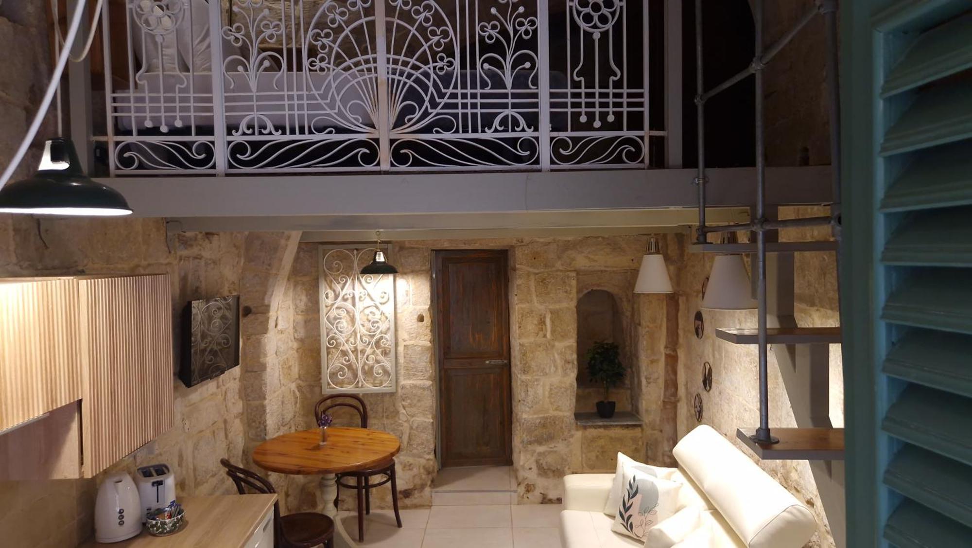 12 -16 , Pacifiku Scicluna Birgu Exterior photo